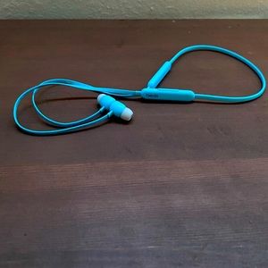 Beats Flex Bluetooth earbuds